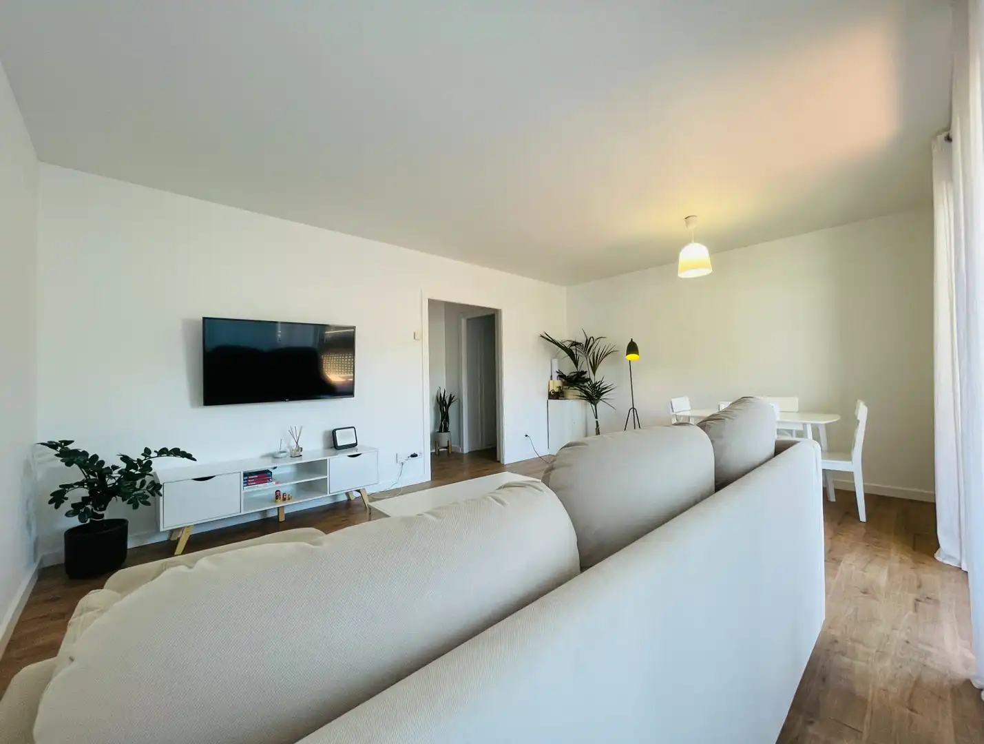 Sala de estar de Piso de alquiler en Corbera de Llobregat con Calefacción, Parquet y Terraza