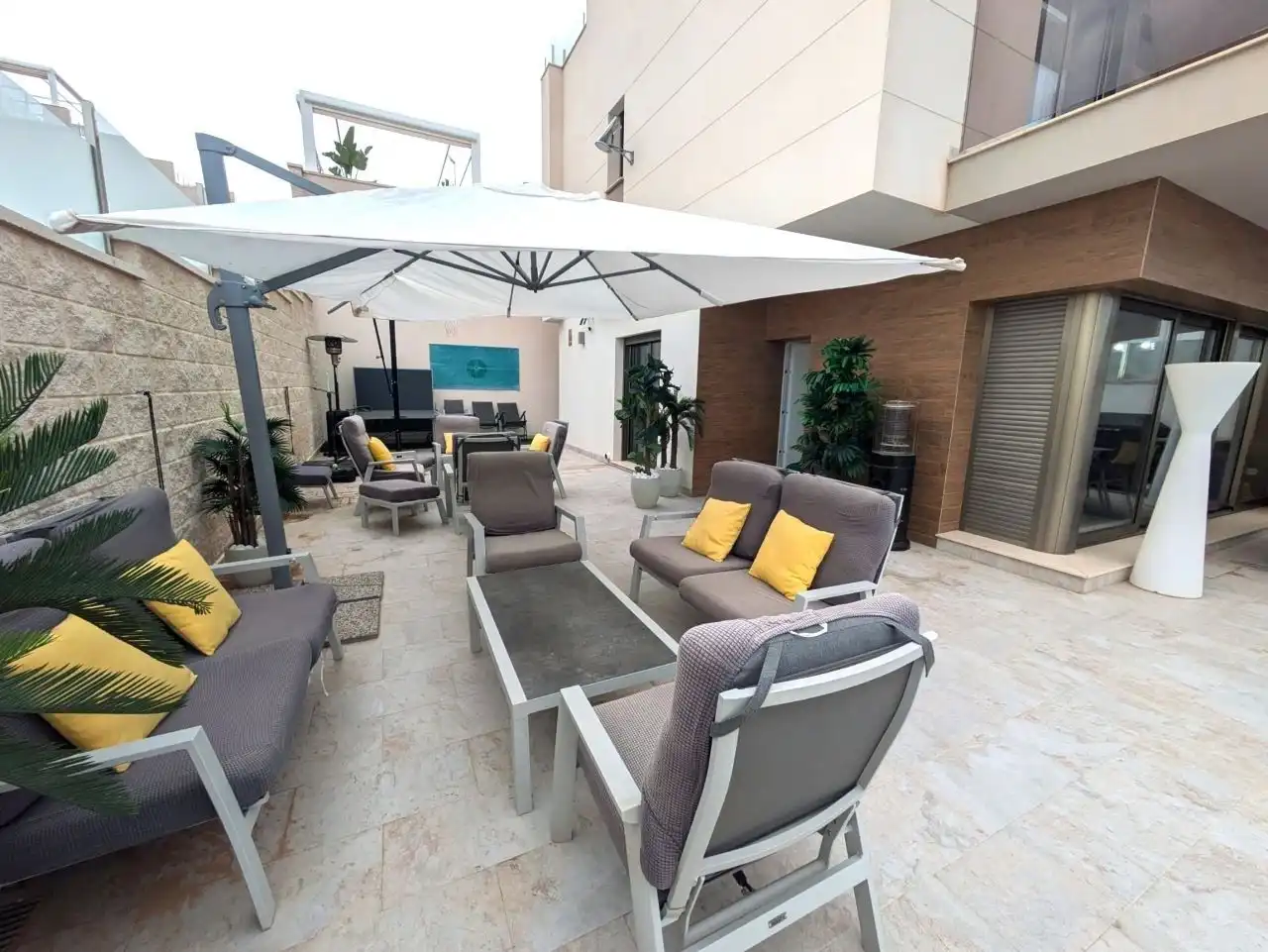 Terrassa de Casa o xalet en venda en Orihuela amb Jardí privat, Terrassa i Piscina