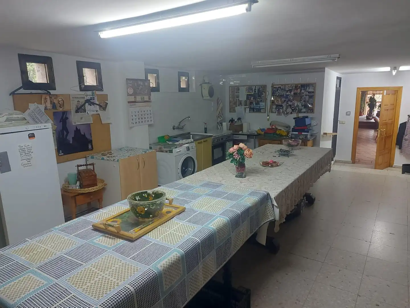 Cuina de Casa o xalet en venda en Torrecaballeros amb Calefacció, Jardí privat i Traster