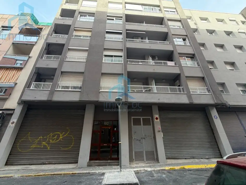 Vista exterior de Piso en venta en Tarragona