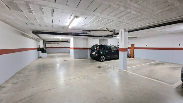 Garaje en Alquiler en Calle la Pinta, 59 en Ciudad Expo