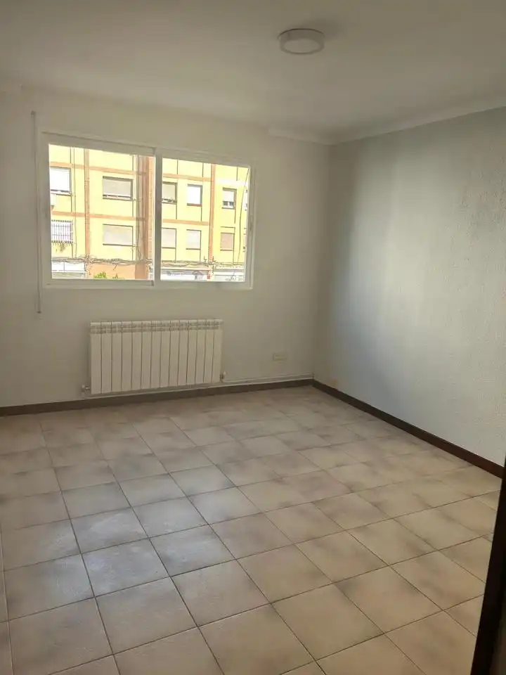 Habitación de Piso de alquiler en Madrid con Calefacción, Amueblado y Se aceptan mascotas