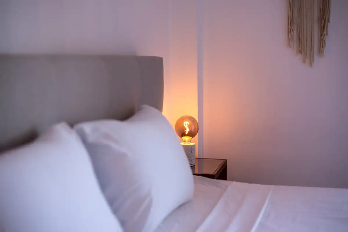 Schlafzimmer von Dachboden zum Verkauf in Ojén mit Klimaanlage, Terrasse und Abstellraum