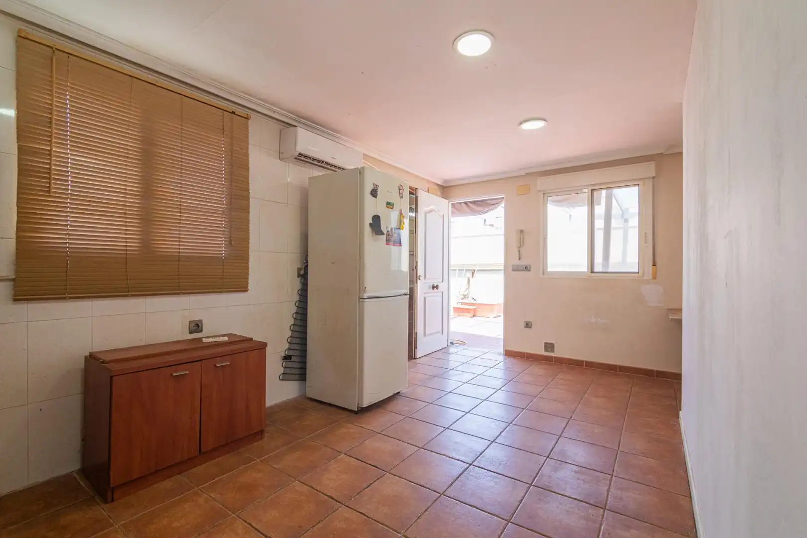 Cuina de Àtic en venda en Elche / Elx amb Aire condicionat, Terrassa i Balcó
