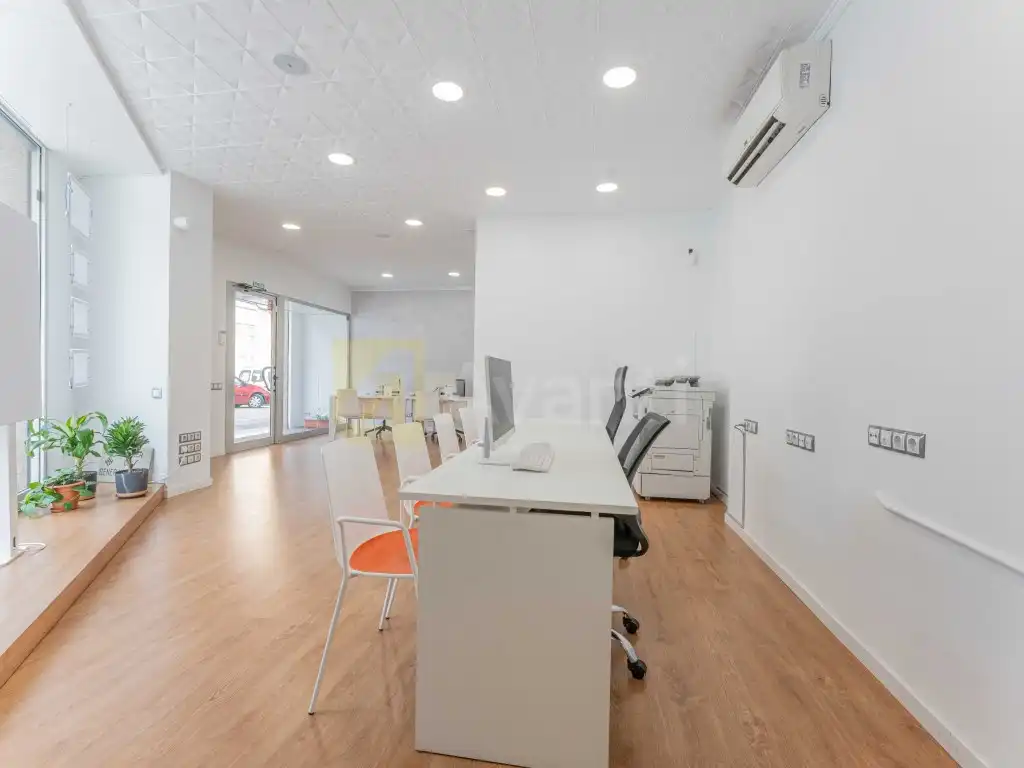 Local en venda en L'Hospitalet de Llobregat