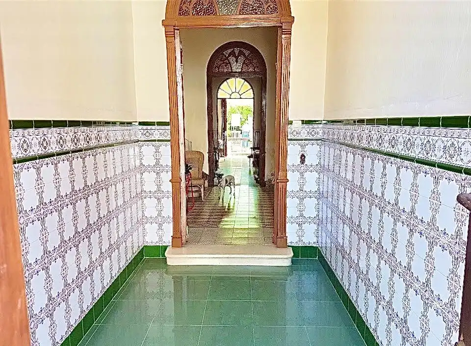 Country house with garden for sale in Dalías