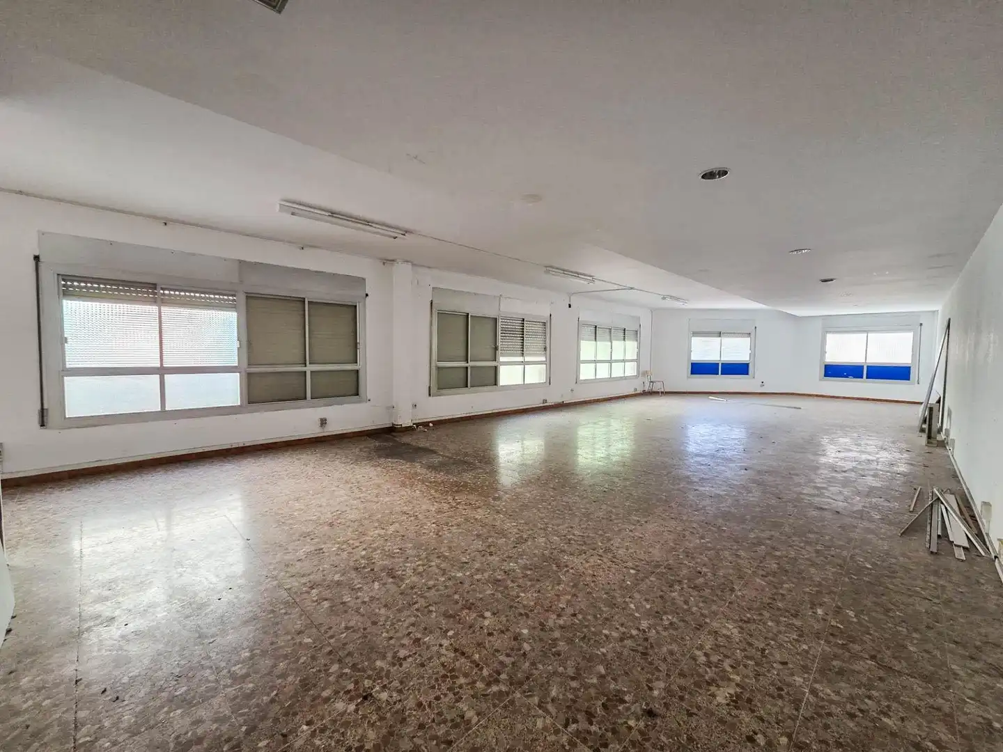 Local commercial à louer à Centre - Eixample – Can Llobet, imagen 6