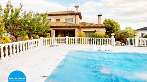 Foto 2 de Casa o chalet en venta en Torrejón del Rey, Guadalajara
