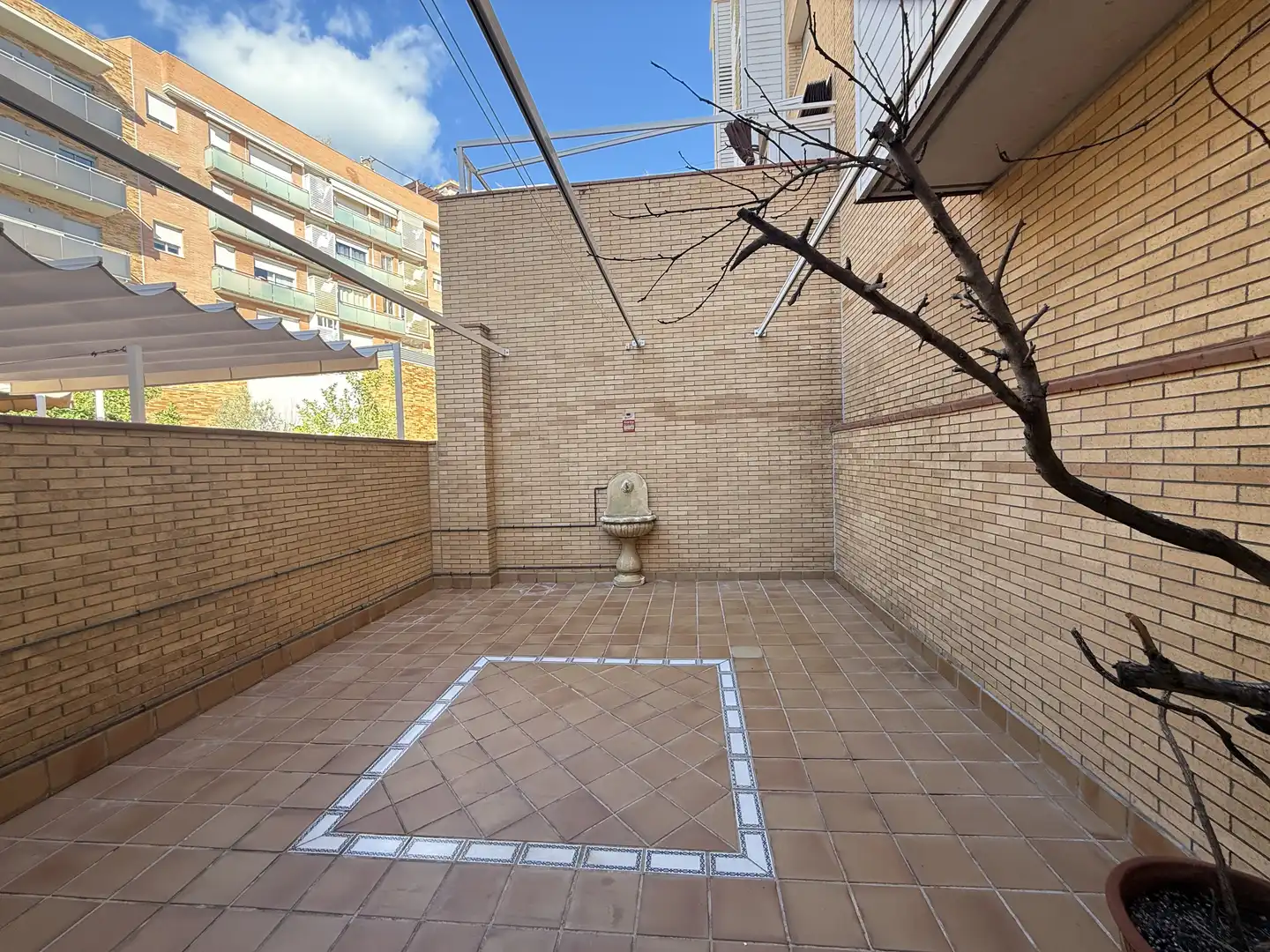 Terrassa de Casa adosada en venda en Mataró amb Calefacció