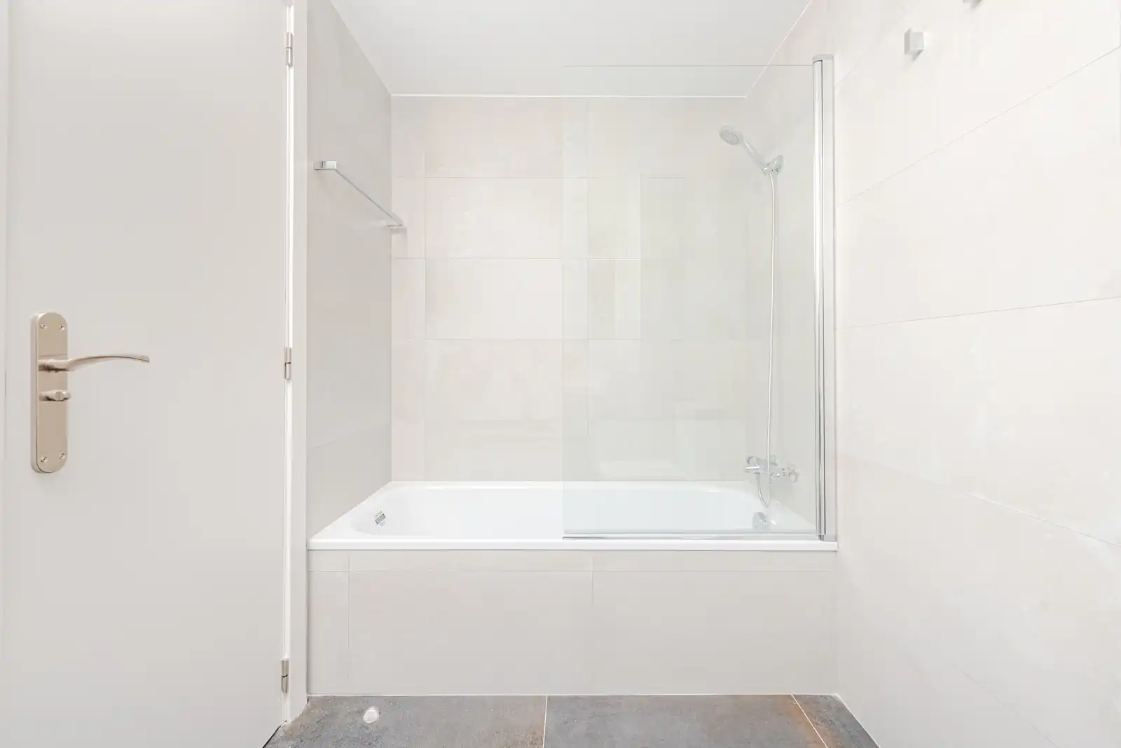 Baño de Piso de alquiler en Madrid con Trastero