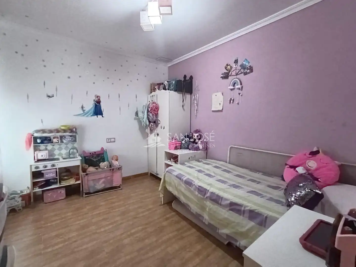 Habitación de Piso en venta en La Romana con Trastero