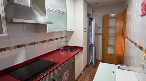 Foto 3 de Apartament en venda a Calle John Lennon, PAU 2-600, Puertollano