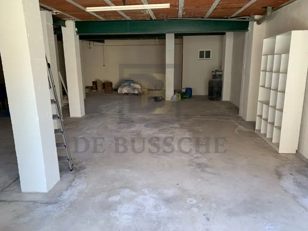 Nave industrial en venta en Calle Naranjo