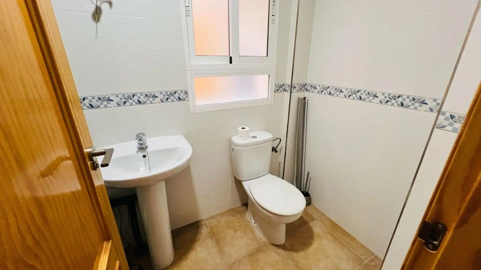 Baño de Planta baja en venta en Águilas con Terraza y Piscina comunitaria