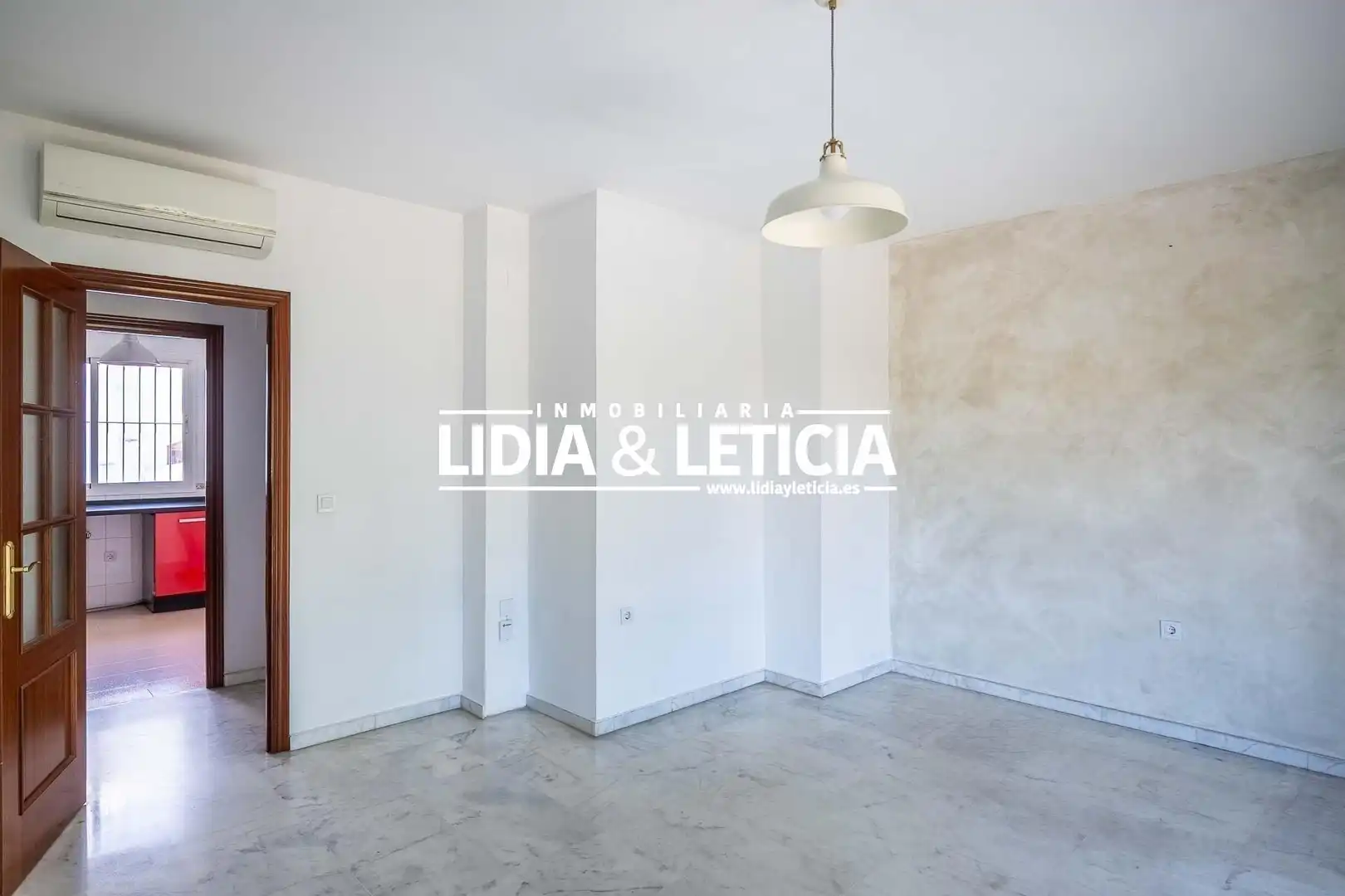 Habitación de Piso en venta en Alcalá de Guadaira con Aire acondicionado