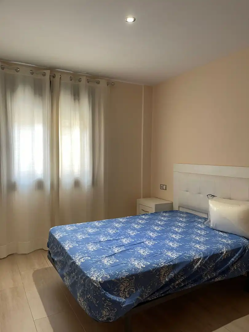 Flat for rent in Calle de las Escuelas, Centro Ciudad