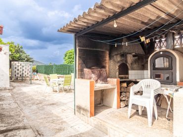 Detached house with pool for sale in Centro