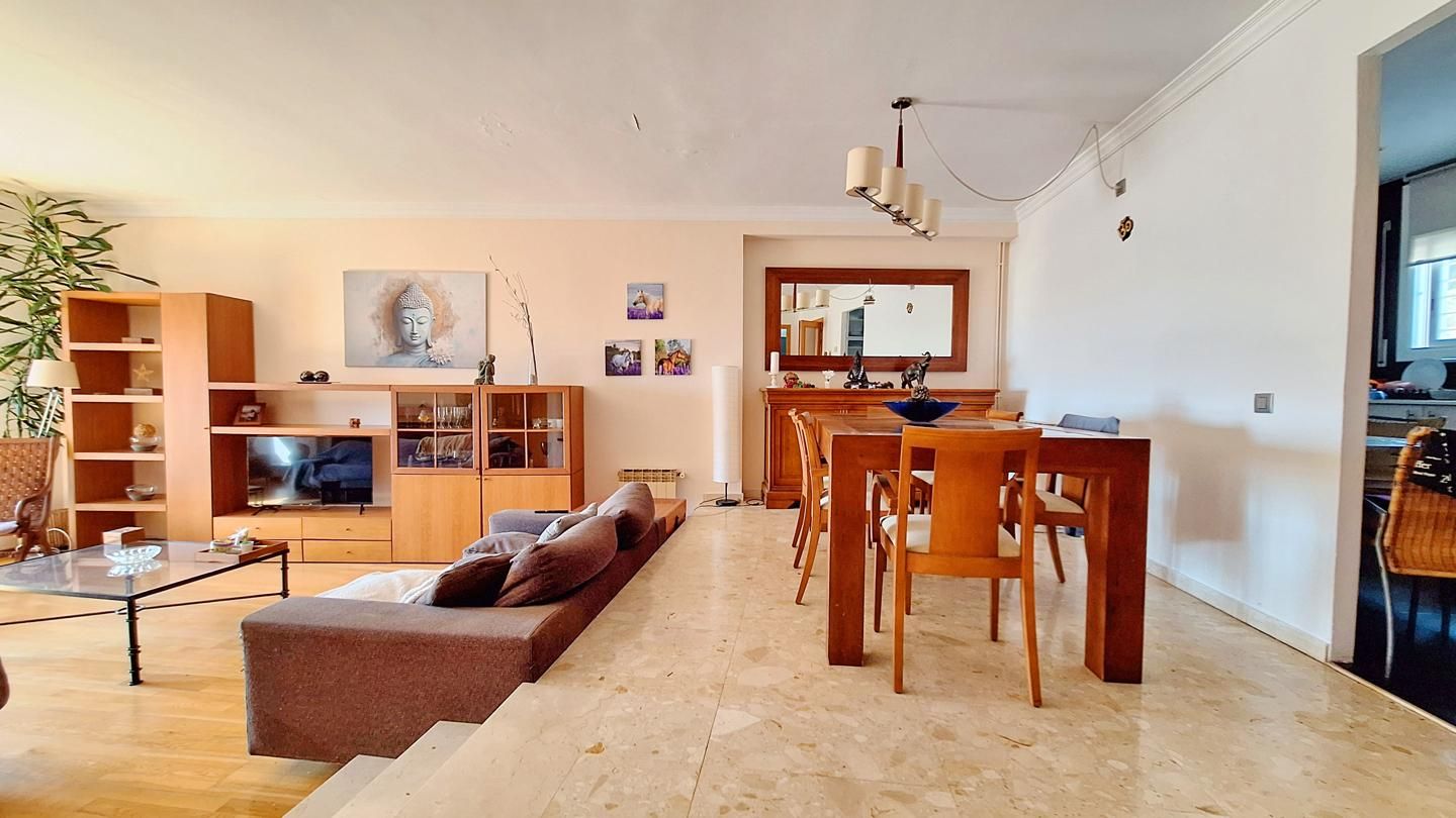 Sala d'estar de Casa o xalet en venda en Vilassar de Dalt amb Calefacció, Parquet i Terrassa