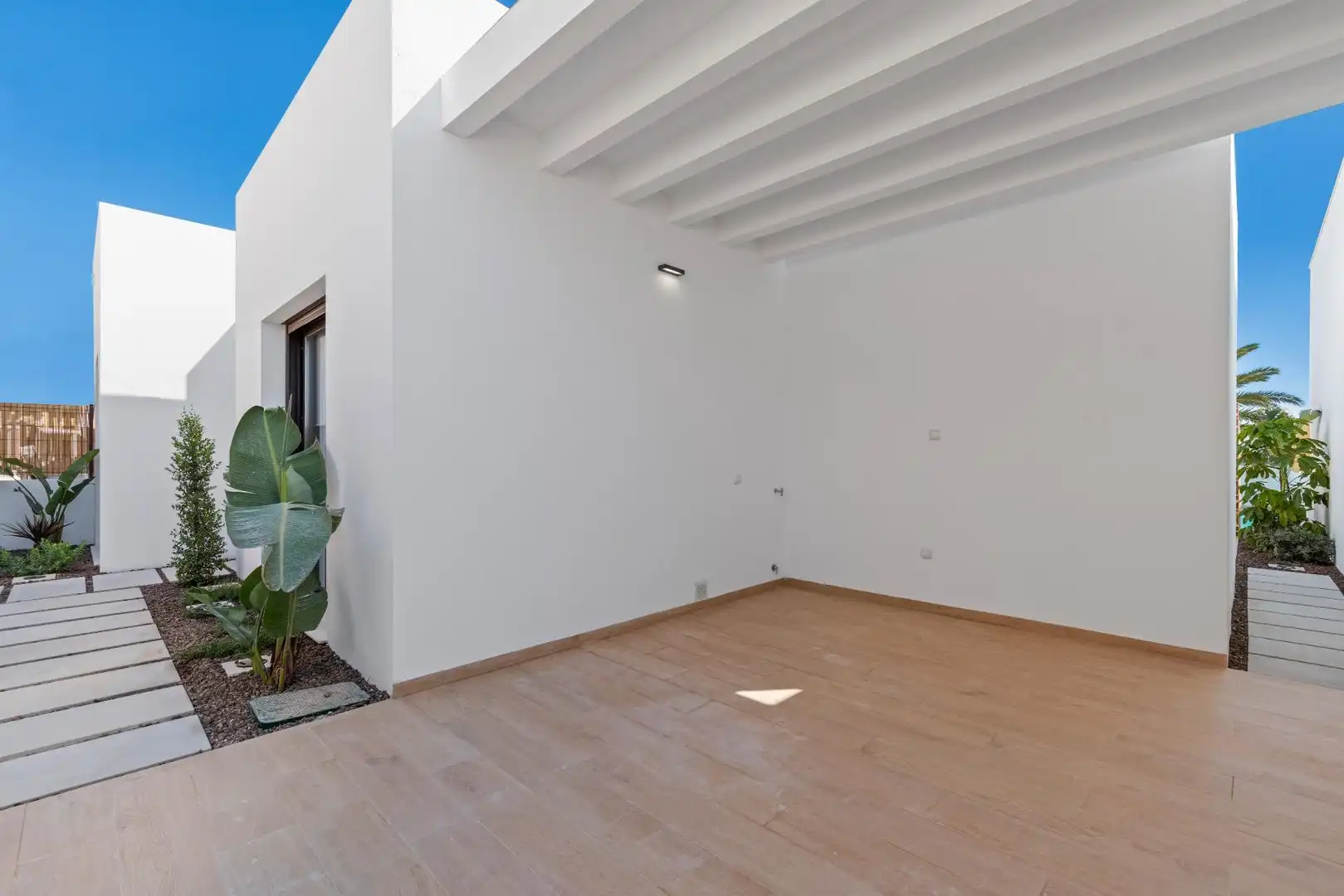 Villa con piscina in vendita a Las Lomas de Rame - Bahía Bella, imagen 9
