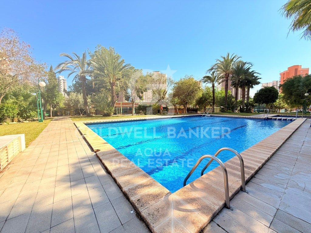 Piscina de Dúplex en venda en Benidorm