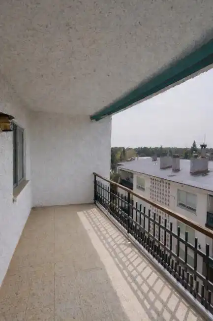 Terrassa de Pis en venda en Las Navas del Marqués  amb Calefacció, Terrassa i Traster