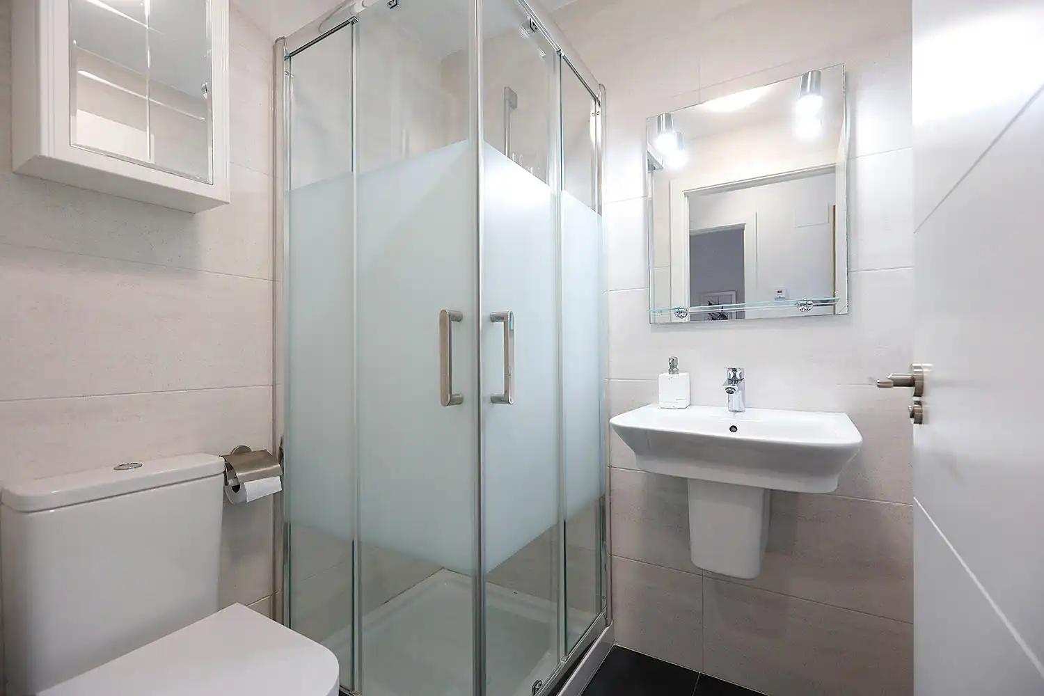 Bany de Dúplex en venda en Donostia - San Sebastián  amb Aire condicionat, Terrassa i Moblat