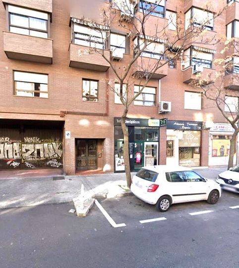 Foto 2 de Garaje en venta en Lucero, Madrid Capital
