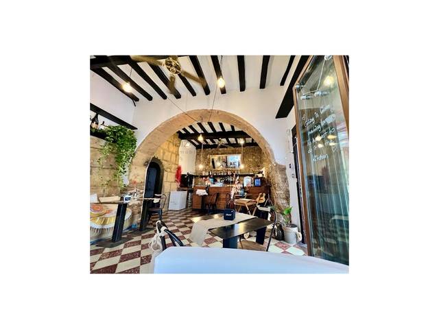 Local comercial en Alquiler en N/A en Dalt de la Vila - La Marina