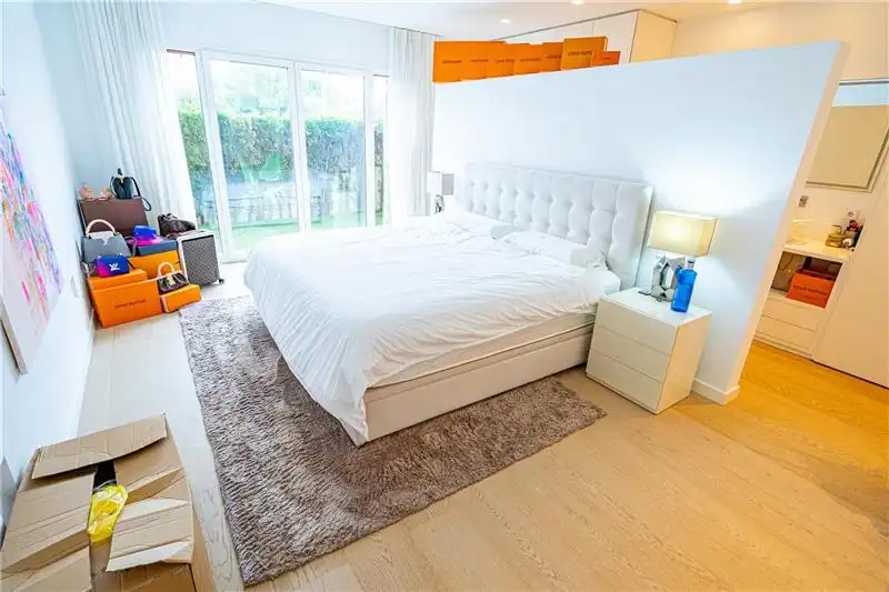 Schlafzimmer von Erdgeschoss zum Verkauf in Manacor mit Klimaanlage, Privatgarten und Terrasse