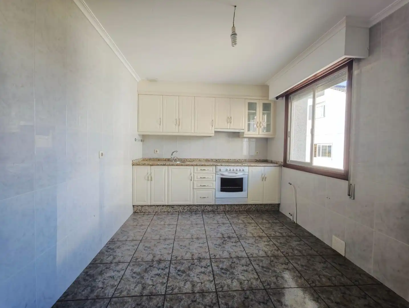 Haus mit Terrasse zum Verkauf in de Toén 6, imagen 22