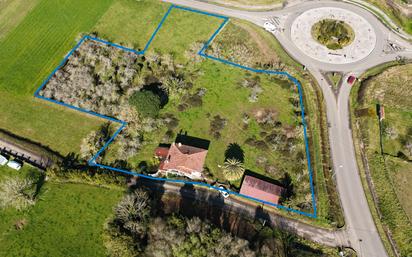 Casa o xalet en venda en Colunga amb Jardí privat