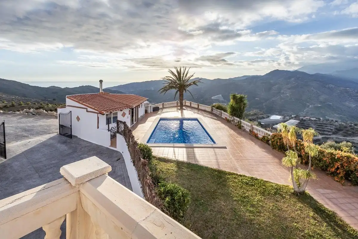 Vista exterior de Casa o chalet en venta en Jete con Aire acondicionado, Calefacción y Jardín privado