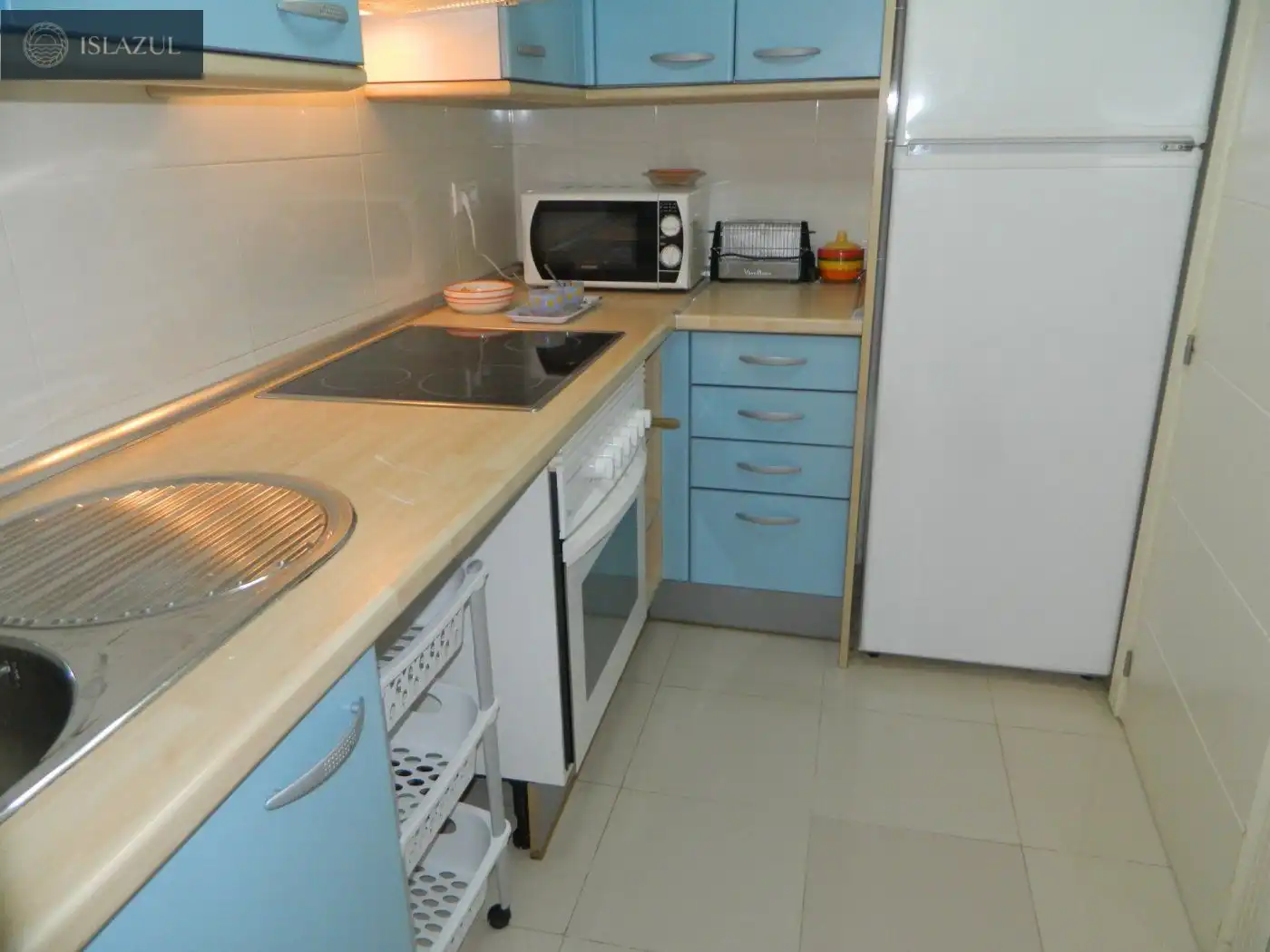 Cocina de Dúplex de alquiler en Isla Cristina con Terraza, Balcón y Piscina comunitaria