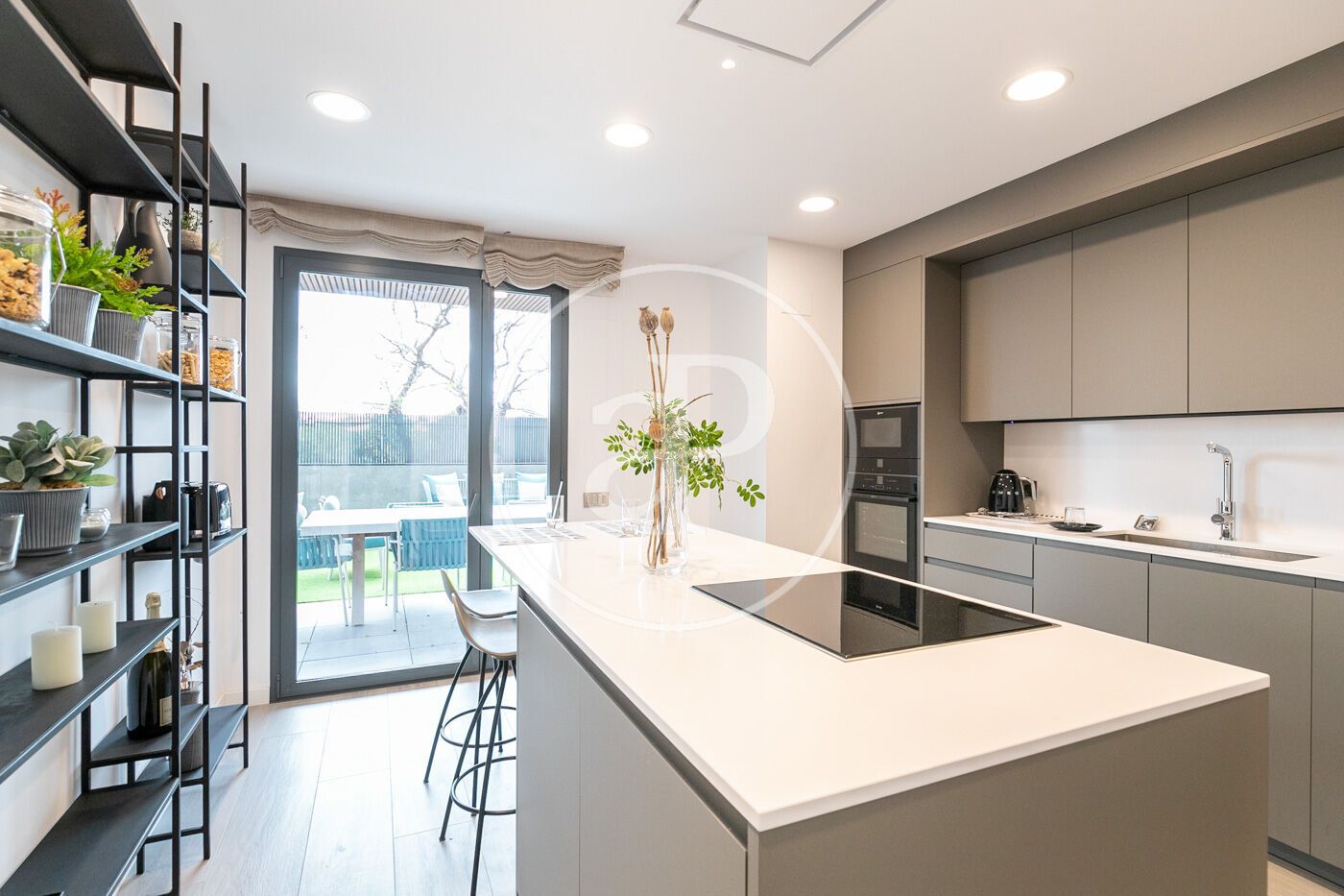 Cocina de Ático en venta en Esplugues de Llobregat con Aire acondicionado, Calefacción y Jardín privado