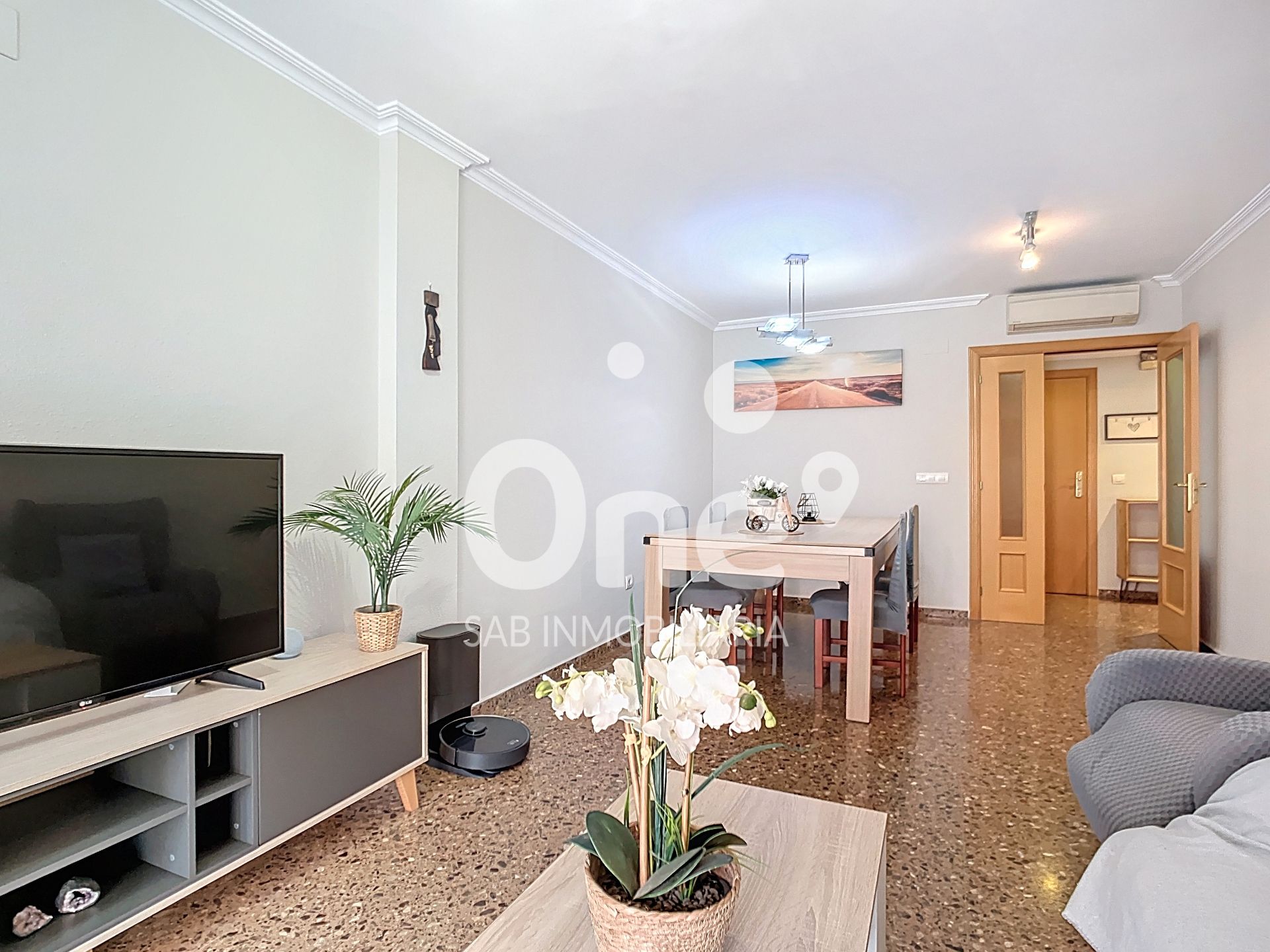 Sala de estar de Piso en venta en Paterna con Aire acondicionado, Calefacción y Terraza