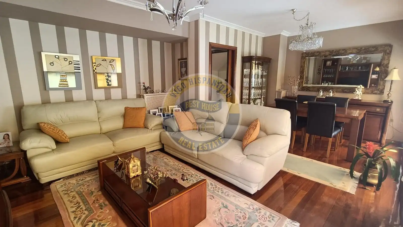 Sala de estar de Casa adosada en venta en Vigo  con Calefacción, Terraza y Trastero