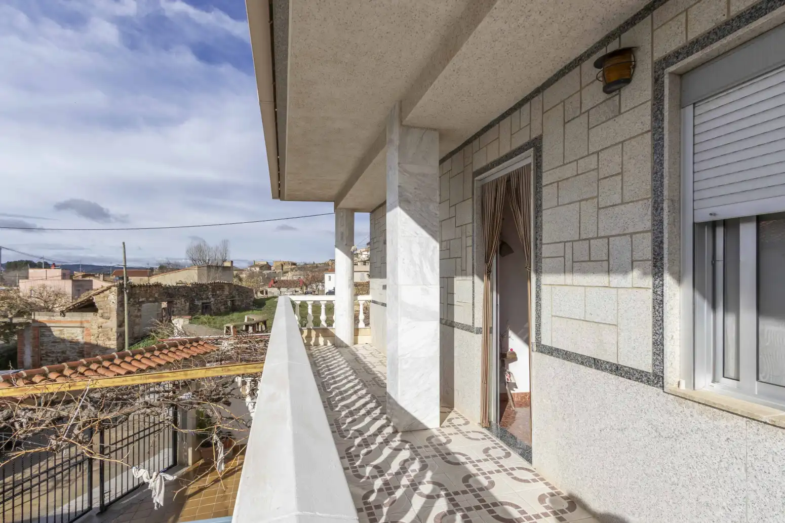 Terraza de Casa adosada en venta en Chelva con Calefacción, Terraza y Trastero
