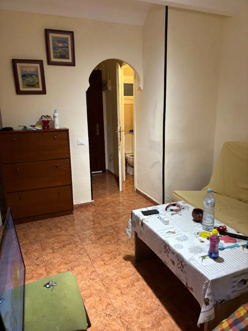Schlafzimmer von Wohnungen zum Verkauf in Badalona mit Möbliert und Ofen