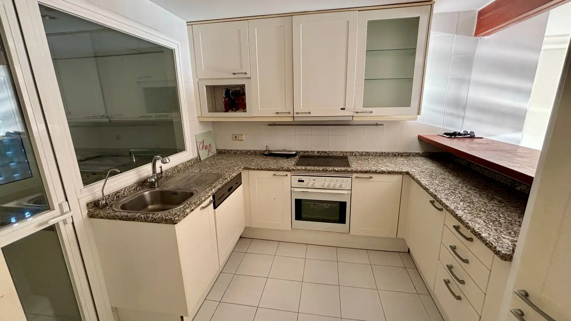 Piso en venta en Urbanizacion Menara Beach, 8, Guadalmansa