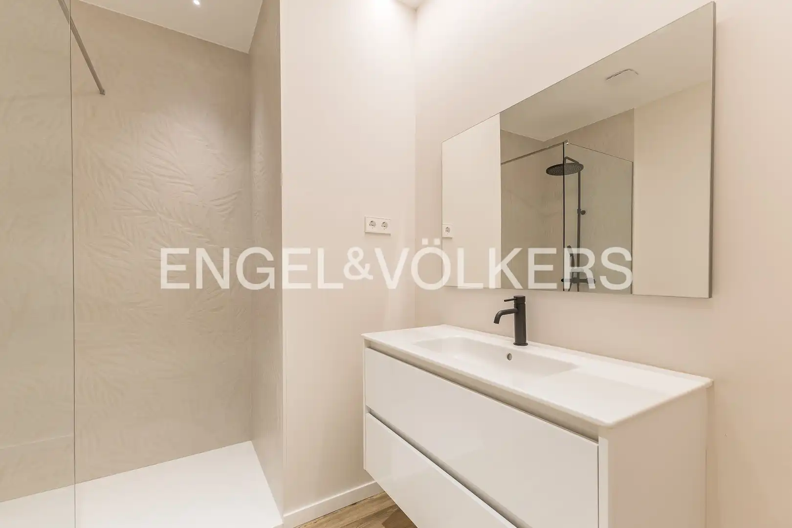 Baño de Casa o chalet en venta en Sitges con Aire acondicionado, Calefacción y Jardín privado