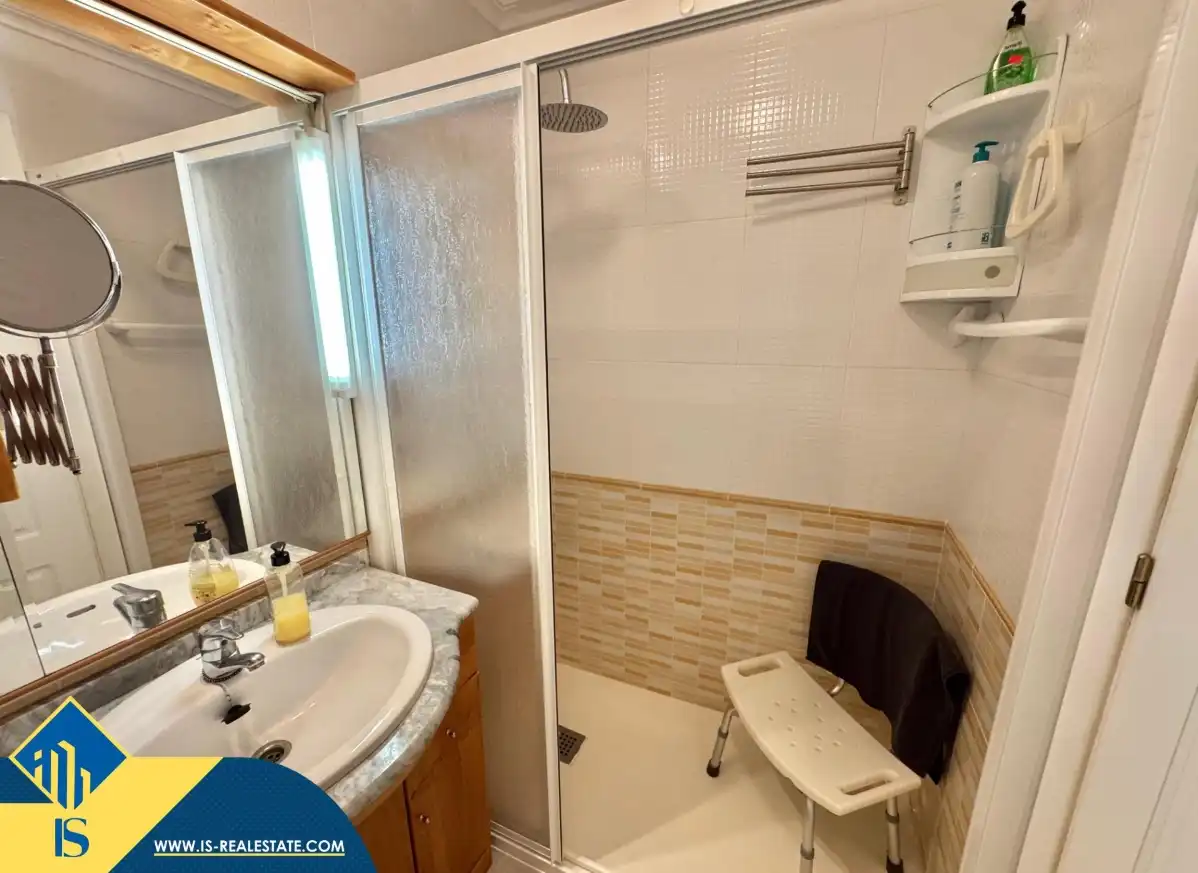 Bany de Apartament en venda en Almoradí amb Aire condicionat, Calefacció i Terrassa