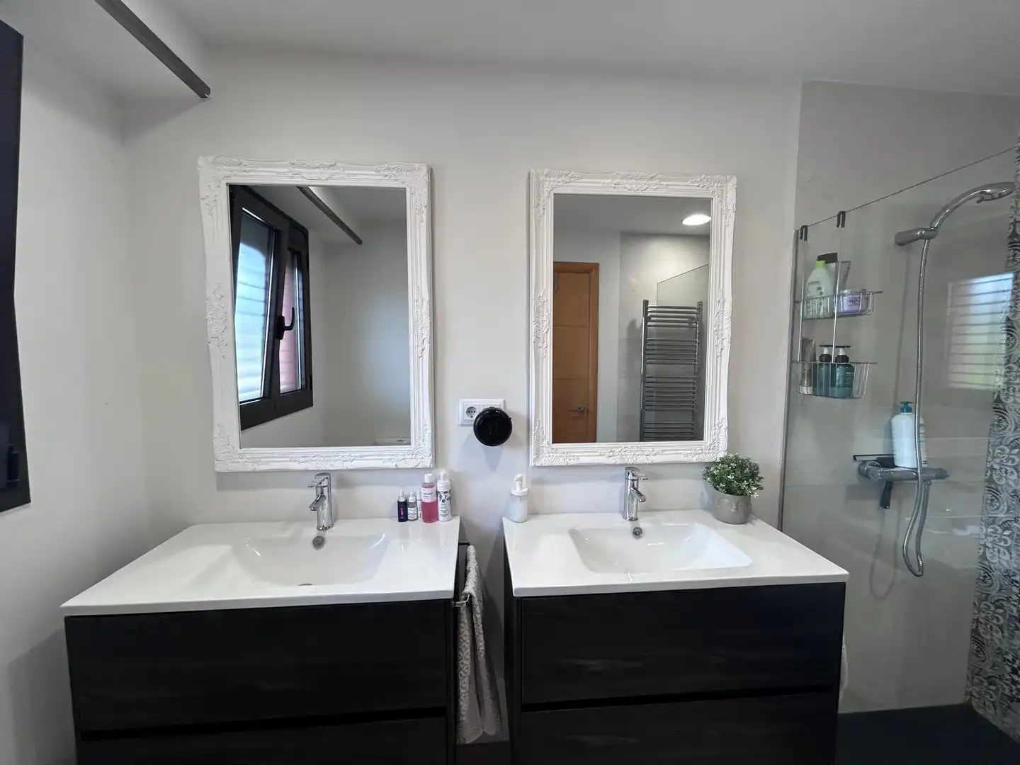 Baño de Piso en venta en Gurb con Calefacción, Terraza y Horno