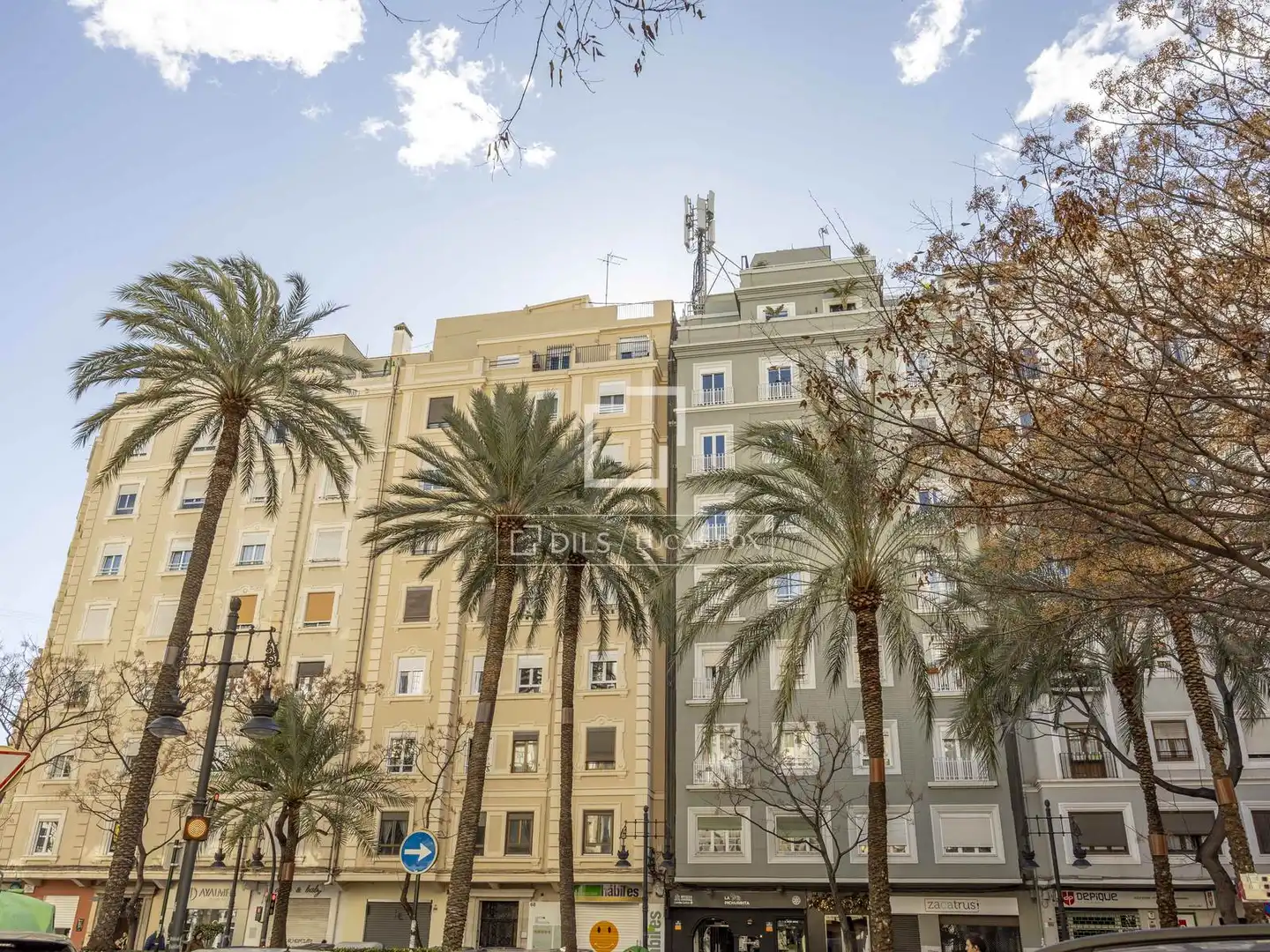 Vista exterior de Piso en venta en Valencia con Aire acondicionado, Calefacción y Parquet