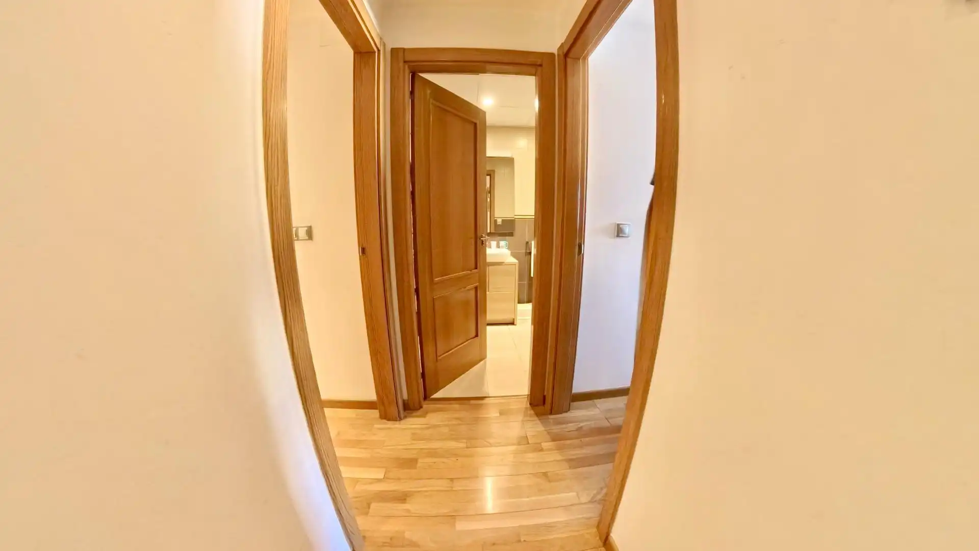Flat for sale in Avenida Avenida de la Ilustración, 85, Campus de la Salud