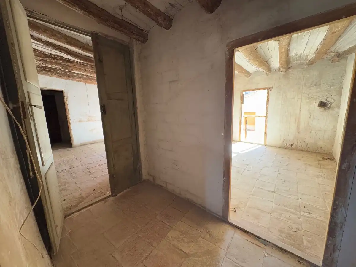 Casa adosada en venda en Castelserás amb Balcó