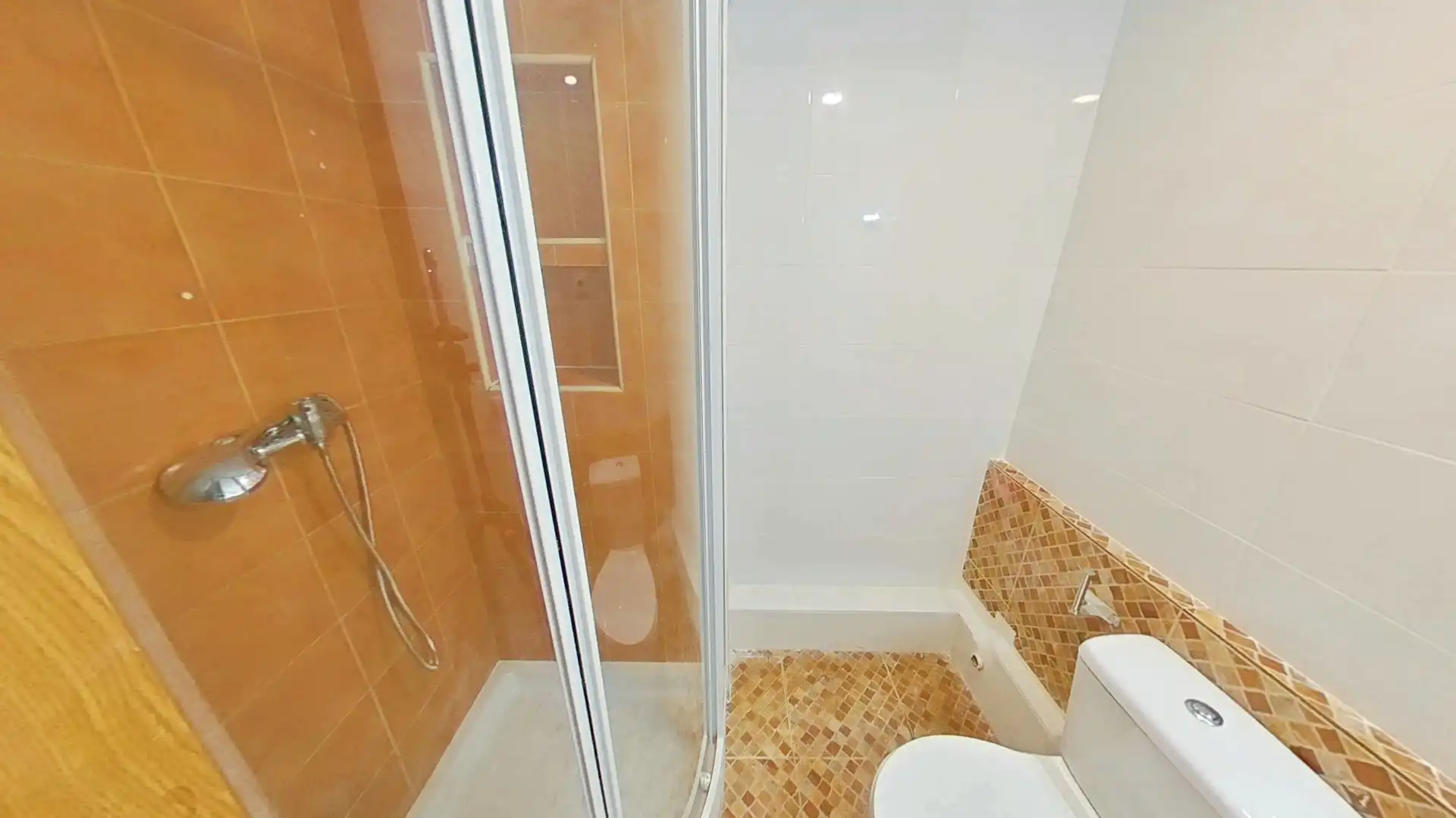 Flat for rent in Llefià