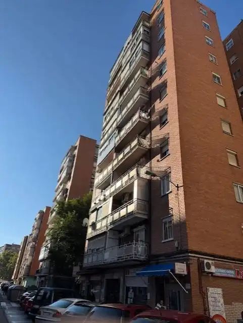 Flat for rent in De Gil De Andrade, Pryconsa - Juan de Austria