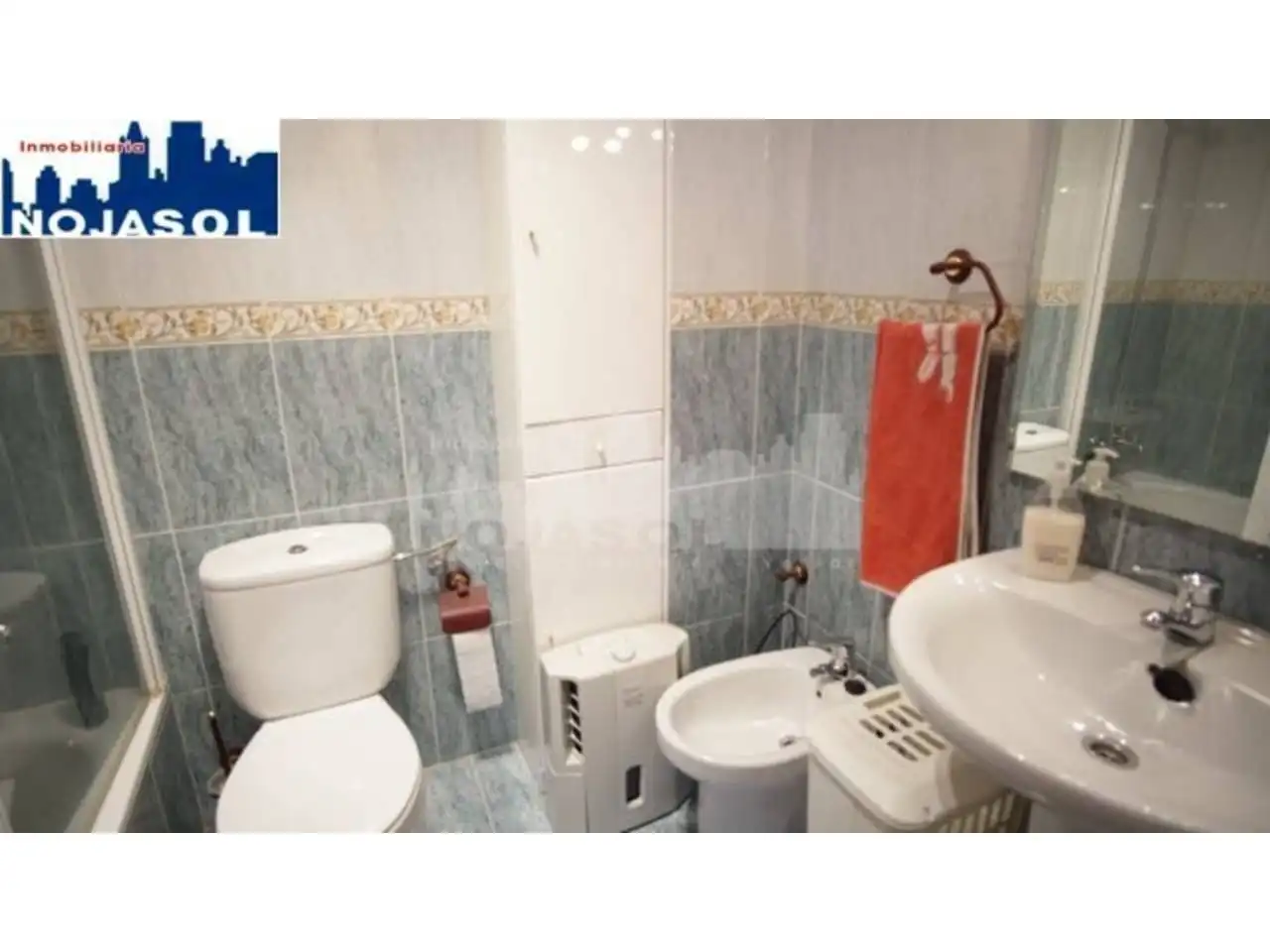 Bany de Apartament de lloguer en Noja amb Calefacció, Terrassa i Traster