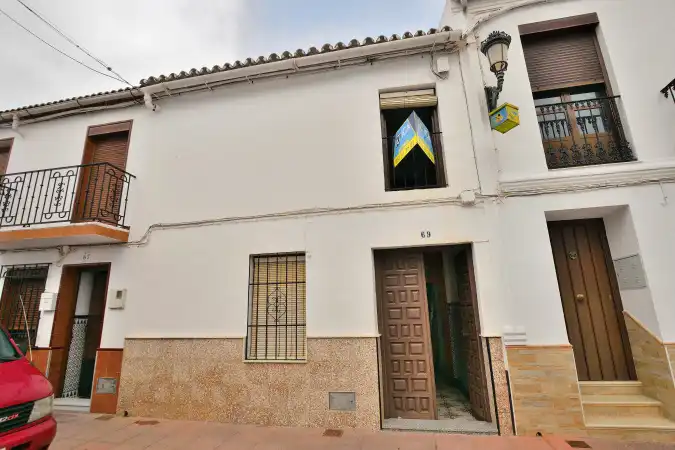 Adossat amb terrassa en venda a Cuevas del Becerro