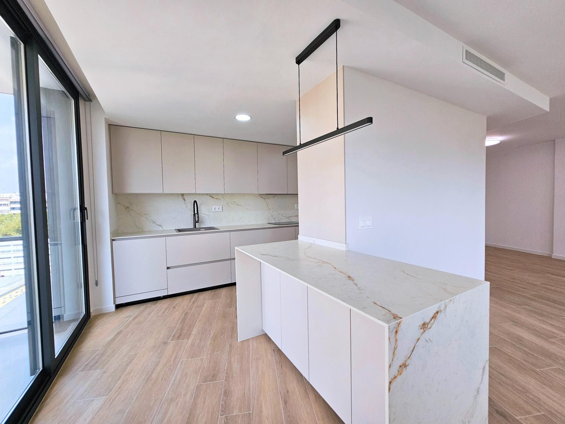 Kitchen of Flat to rent in Cartagena  with Air Conditioner, Heating and Storage room
